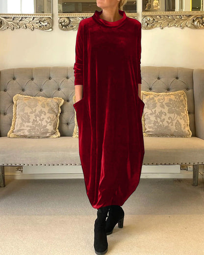 Charm Velvet dress with pockets and collar