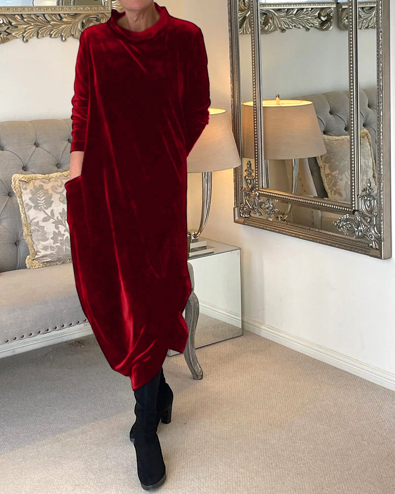 Charm Velvet dress with pockets and collar