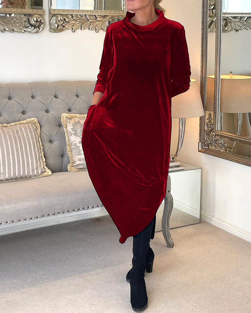 Charm Velvet dress with pockets and collar