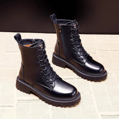 Andrea™ - Winter boots in black leather