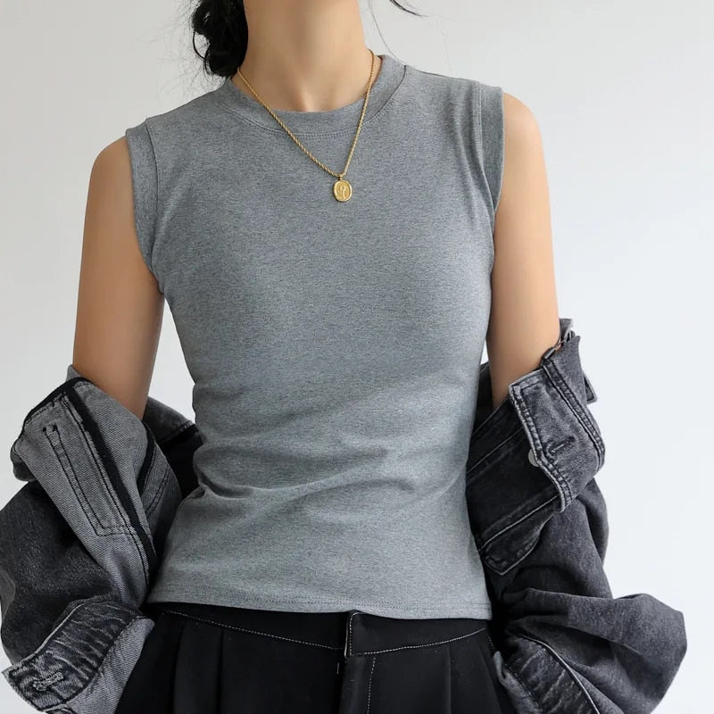 Emily | Women's Round Neck Sleeveless Undershirt