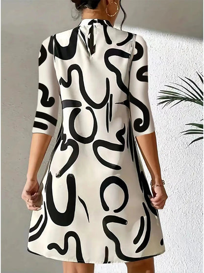 Holly | Knee-Length Dress